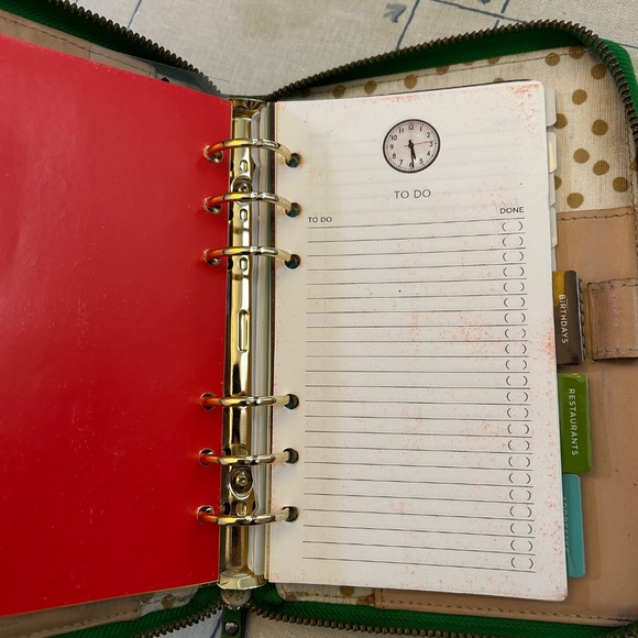 Kate Spade Wellesley Planner - Picture 4 of 8